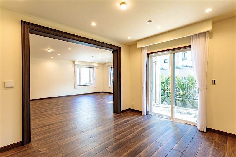 property_interior2_filename