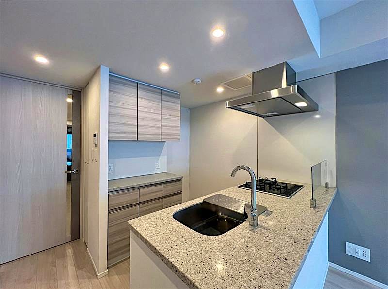 property_interior2_filename