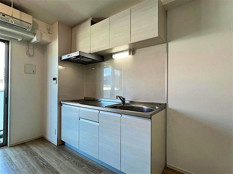 property_interior2_filename