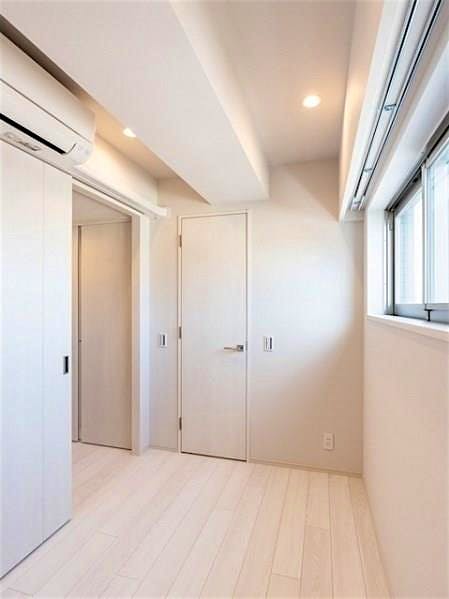 property_interior2_filename