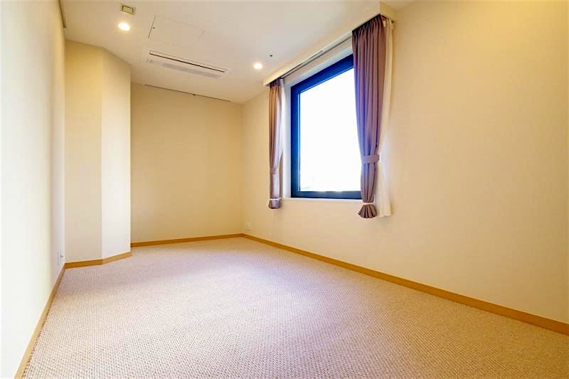 property_interior2_filename