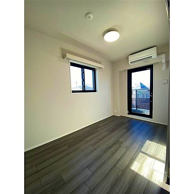 property_interior2_filename