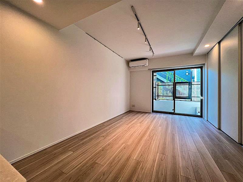 property_interior1_filename