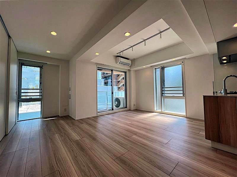 property_interior1_filename