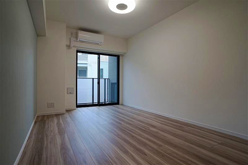 property_interior1_filename