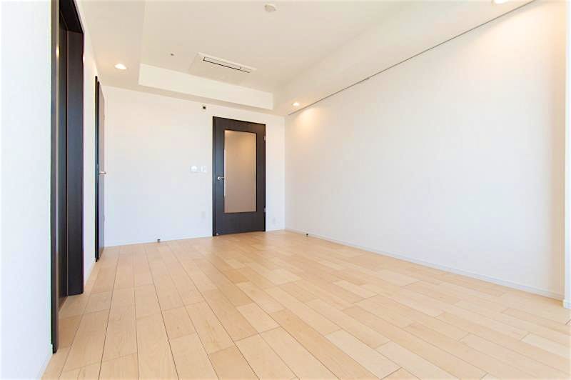 property_interior2_filename