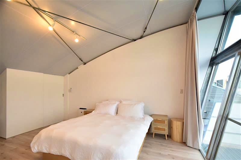 property_interior2_filename