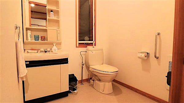 1階洗面所・トイレ