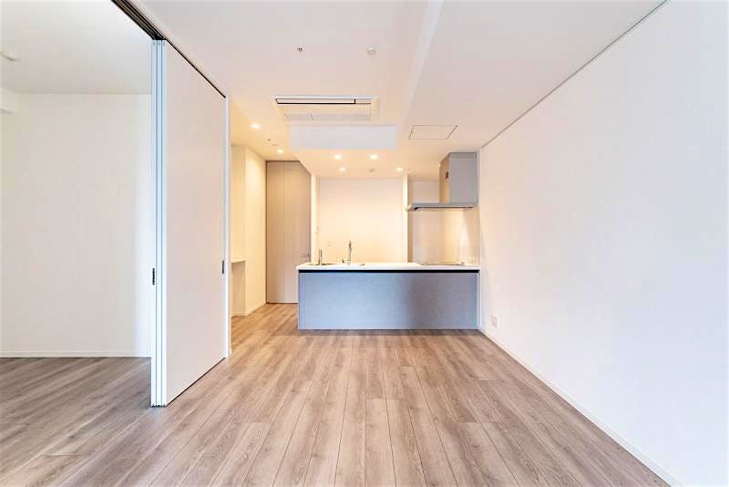 property_interior2_filename