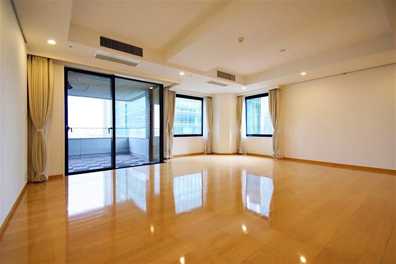 property_interior1_filename