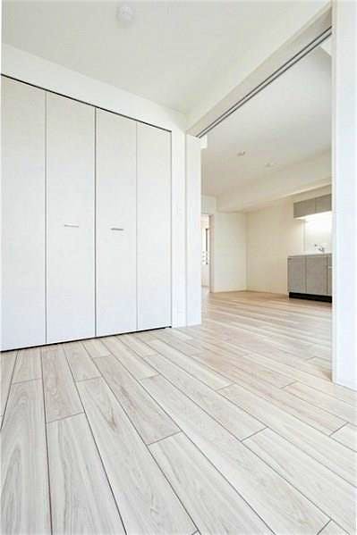 property_interior2_filename