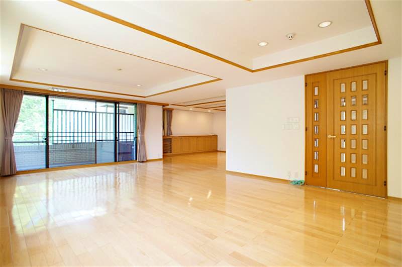 property_interior1_filename
