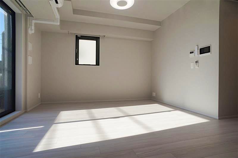 property_interior2_filename