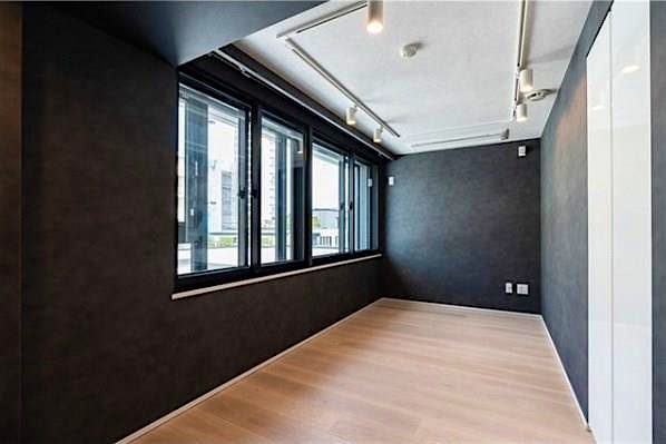 property_interior2_filename