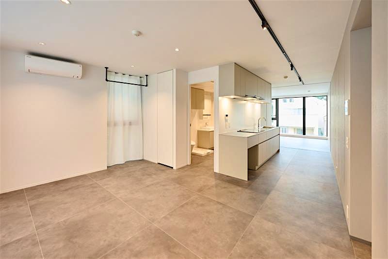 property_interior1_filename