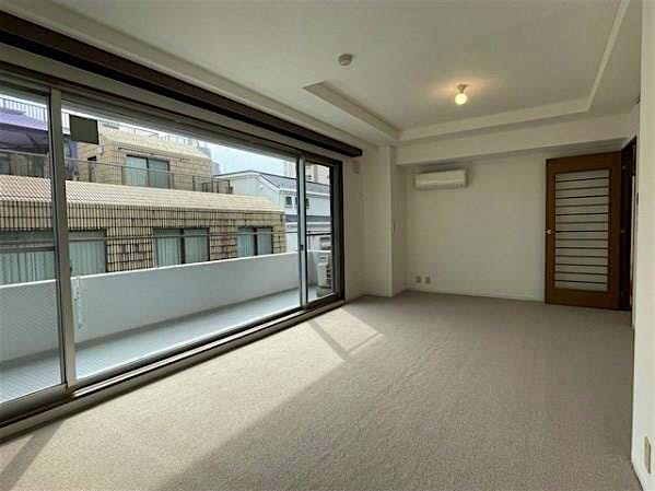 property_interior2_filename