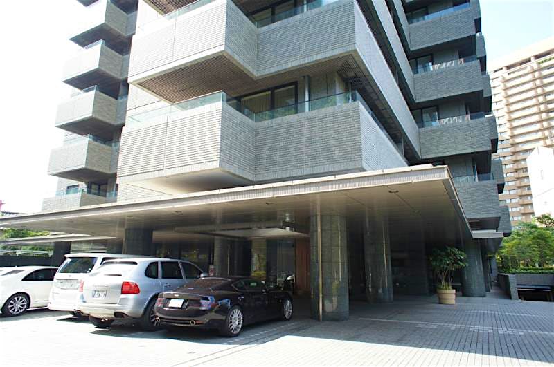 building_exterior2_filename