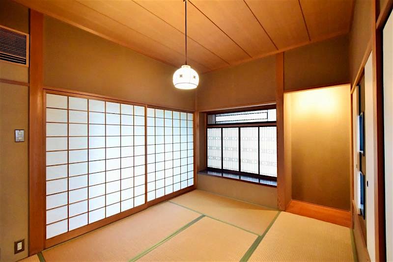 property_interior2_filename