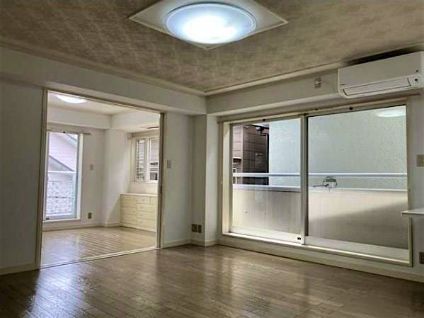 property_interior2_filename