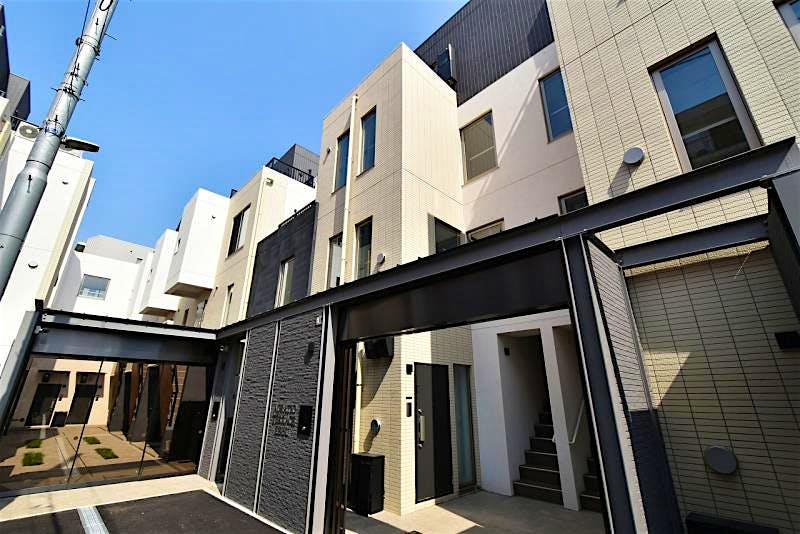 building_exterior_filename