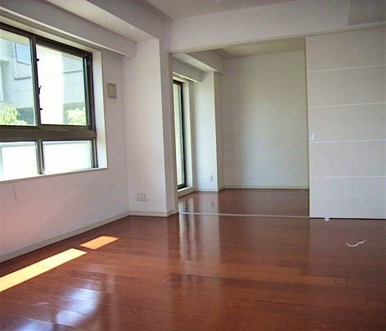 property_interior1_filename