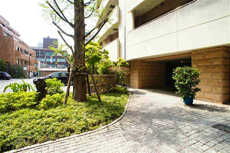 building_exterior2_filename