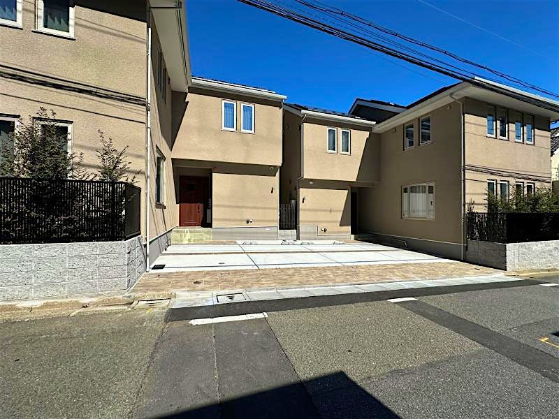 building_exterior_filename