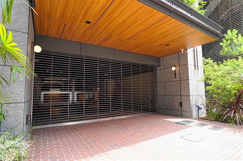 building_exterior2_filename