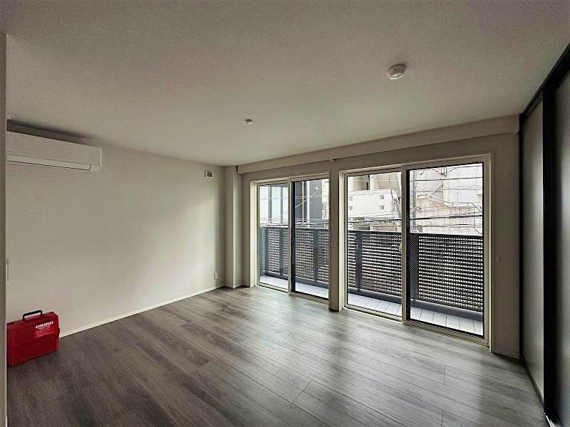 property_interior1_filename