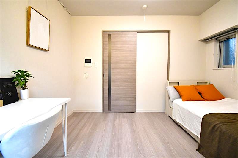 property_interior2_filename