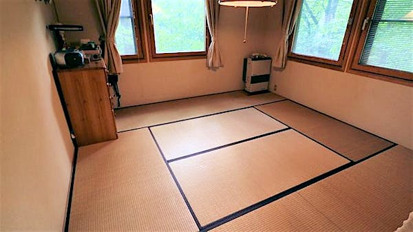 2階和室(約8畳）