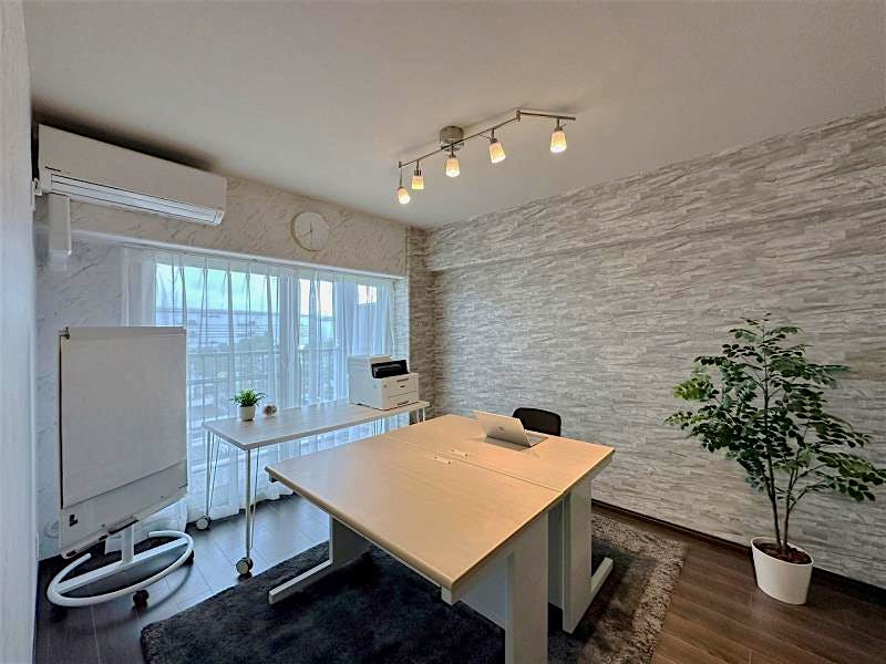 property_interior2_filename