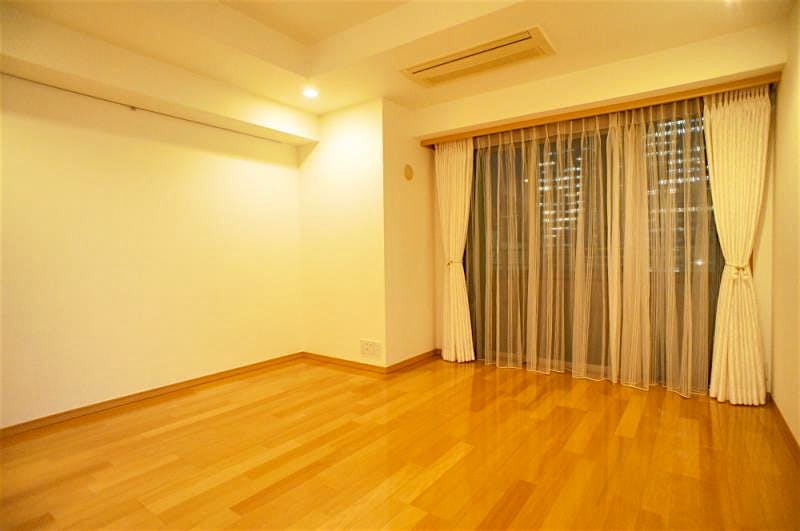 property_interior1_filename