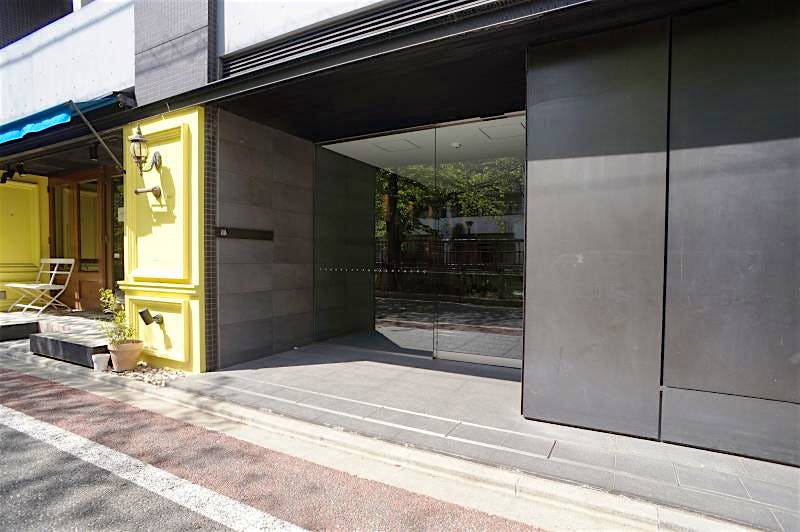 building_exterior2_filename