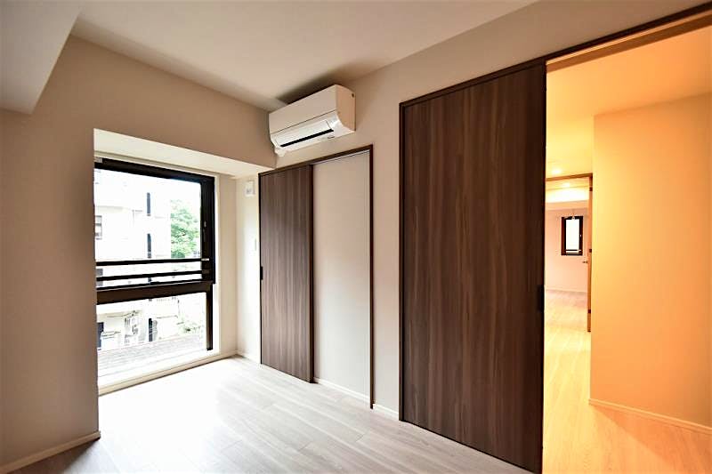 property_interior2_filename