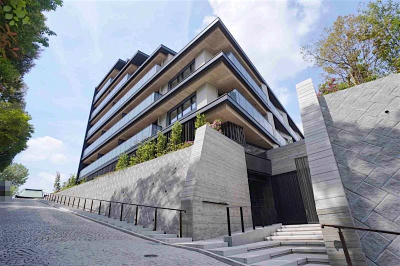building_exterior_filename