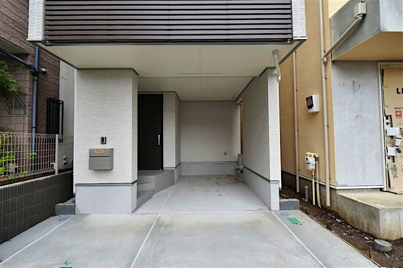 building_exterior2_filename