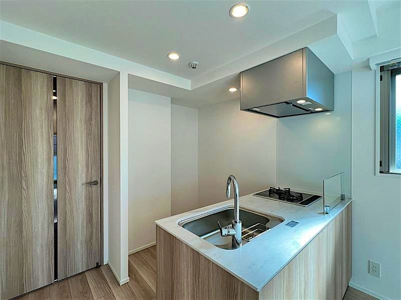 property_interior2_filename