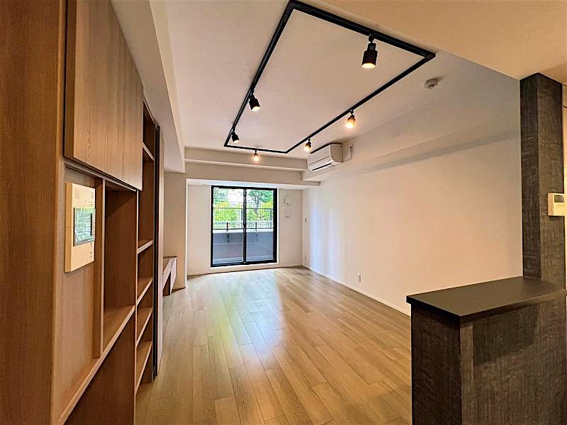 property_interior1_filename