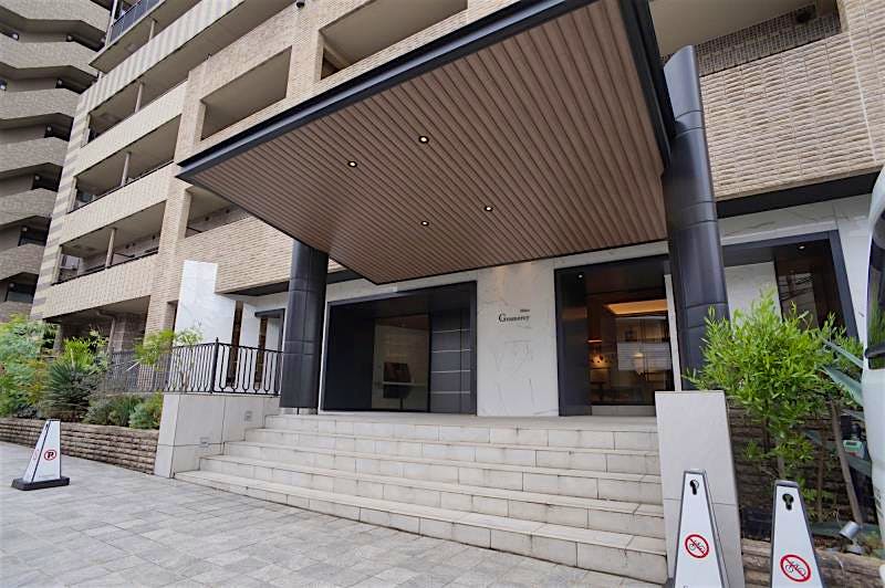 building_exterior2_filename