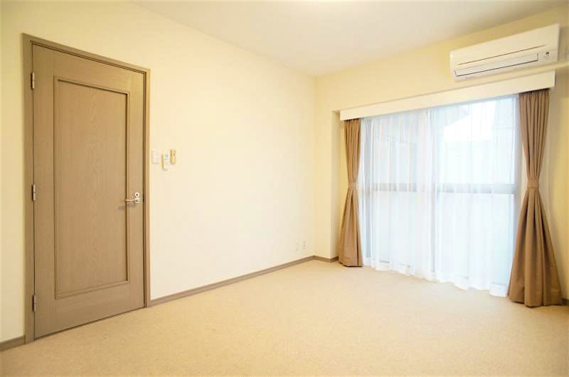 property_interior2_filename