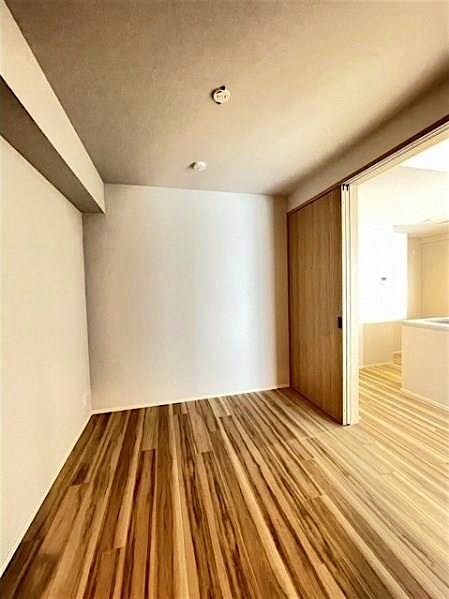 property_interior2_filename