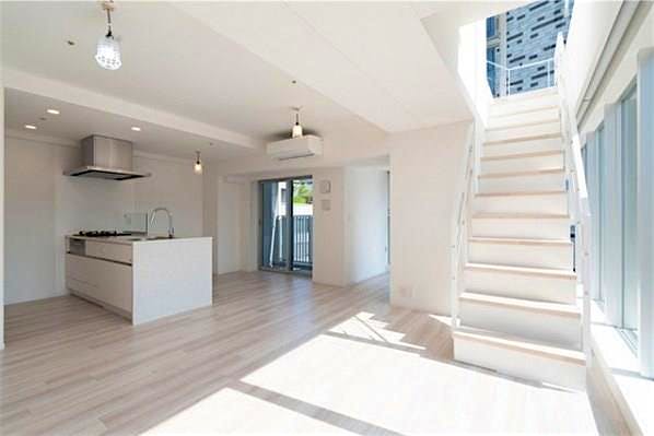 property_interior2_filename