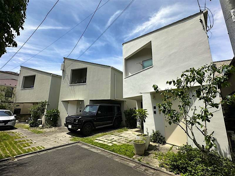building_exterior2_filename