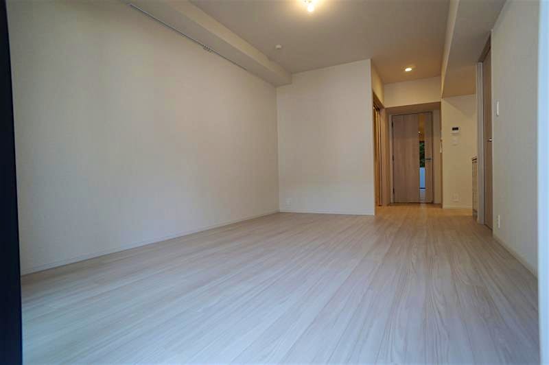 property_interior2_filename