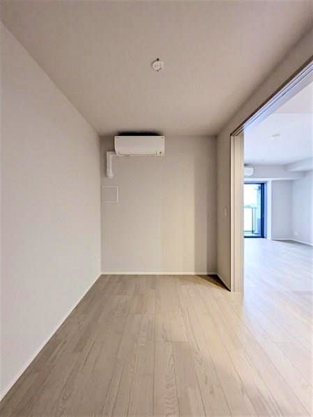 property_interior2_filename