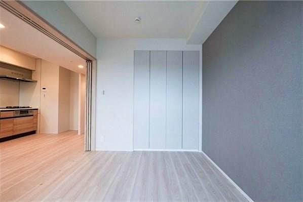 property_interior2_filename