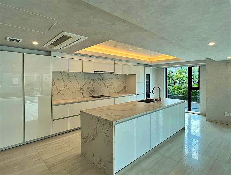 property_interior2_filename