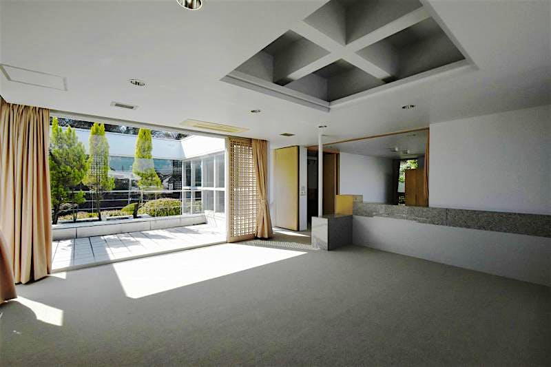 property_interior1_filename