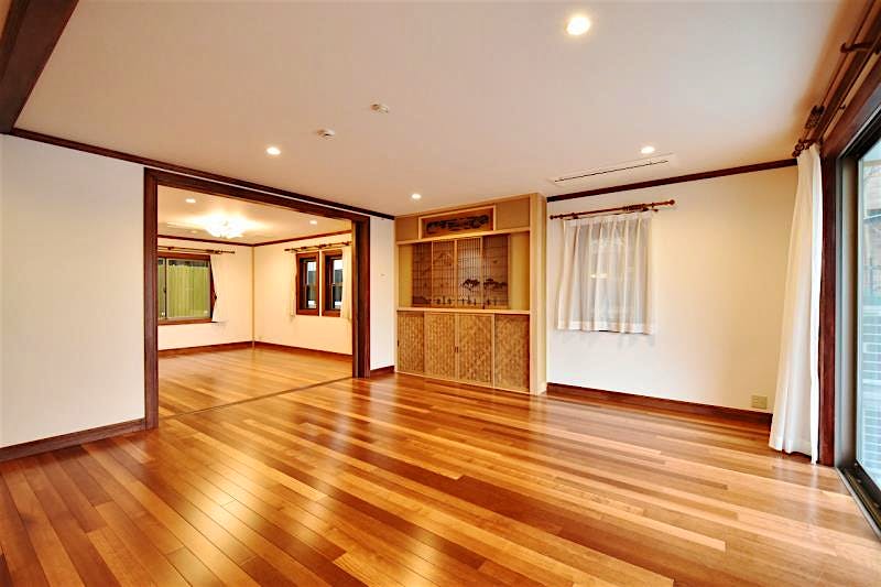 property_interior2_filename